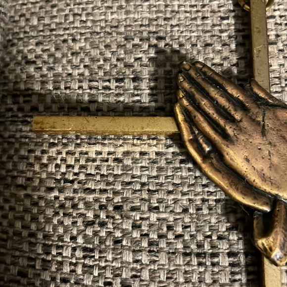 Praying Hands - Picture 5 of 7